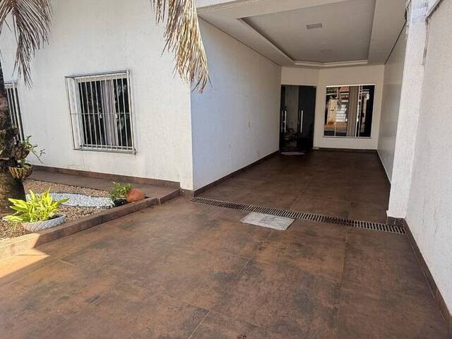 #11 - Casa em condomínio para Venda em Goiânia - GO - 2