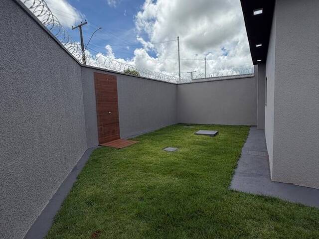 #12 - Casa para Venda em Goiânia - GO - 3