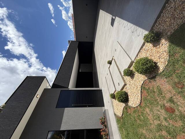 #14 - Casa para Venda em Goiânia - GO - 1