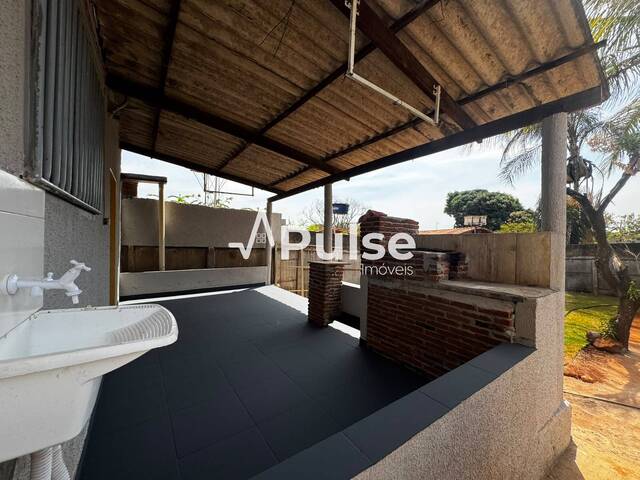 #104 - Casa para Venda em Goiânia - GO - 2