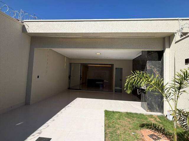 #7 - Casa para Venda em Goiânia - GO - 2